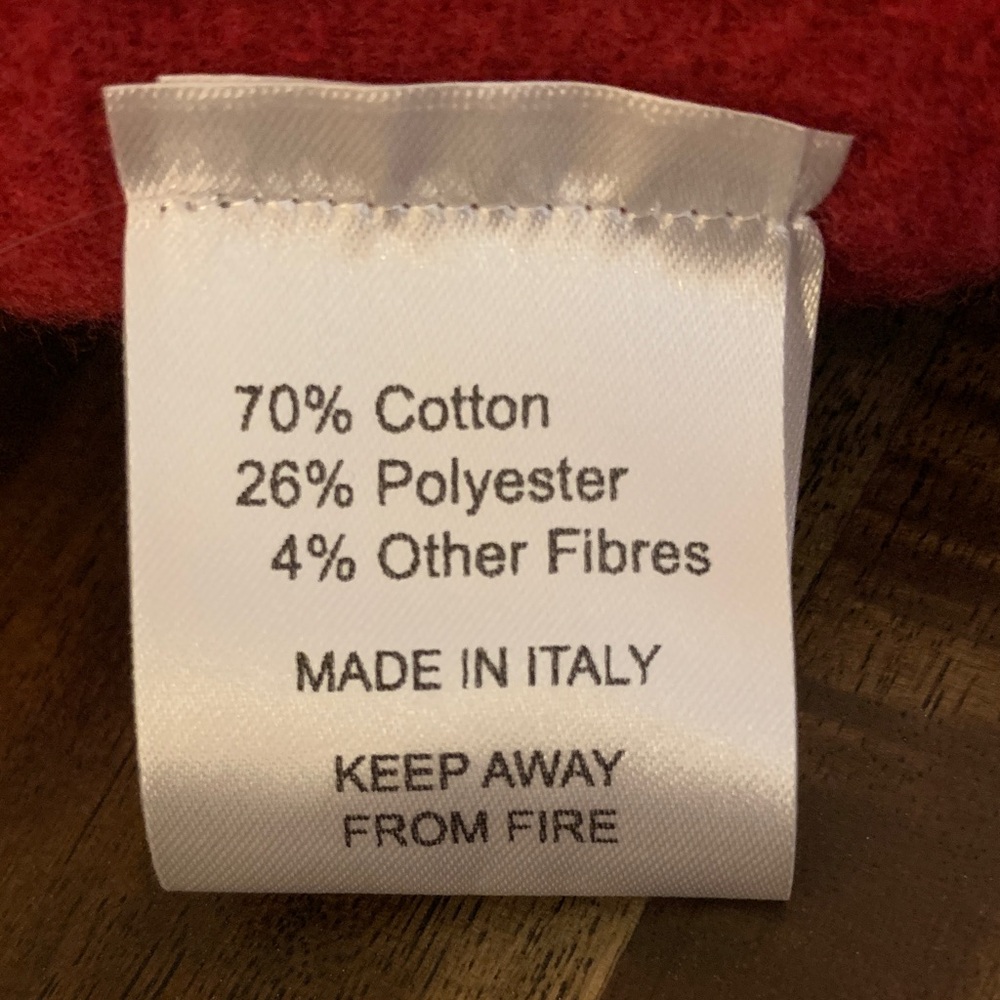 Red and Black Buffalo Check Blanket - Picture 4 of 4